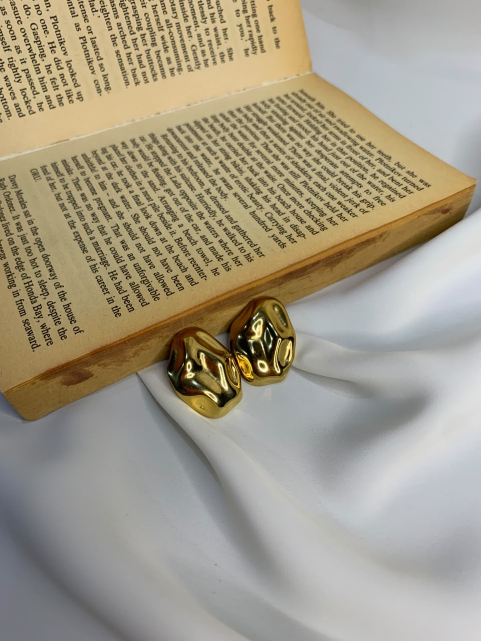 Minimalist Gold Nugget Stud Earrings for Women