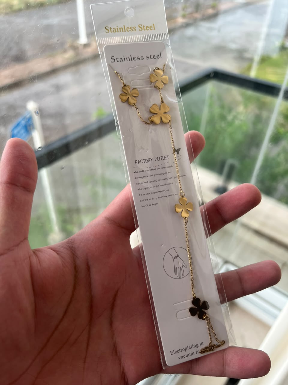 Lucky Clover Gold Stainless Steel Bracelet for Women | Anti-Tarnish Luxury Bracelet